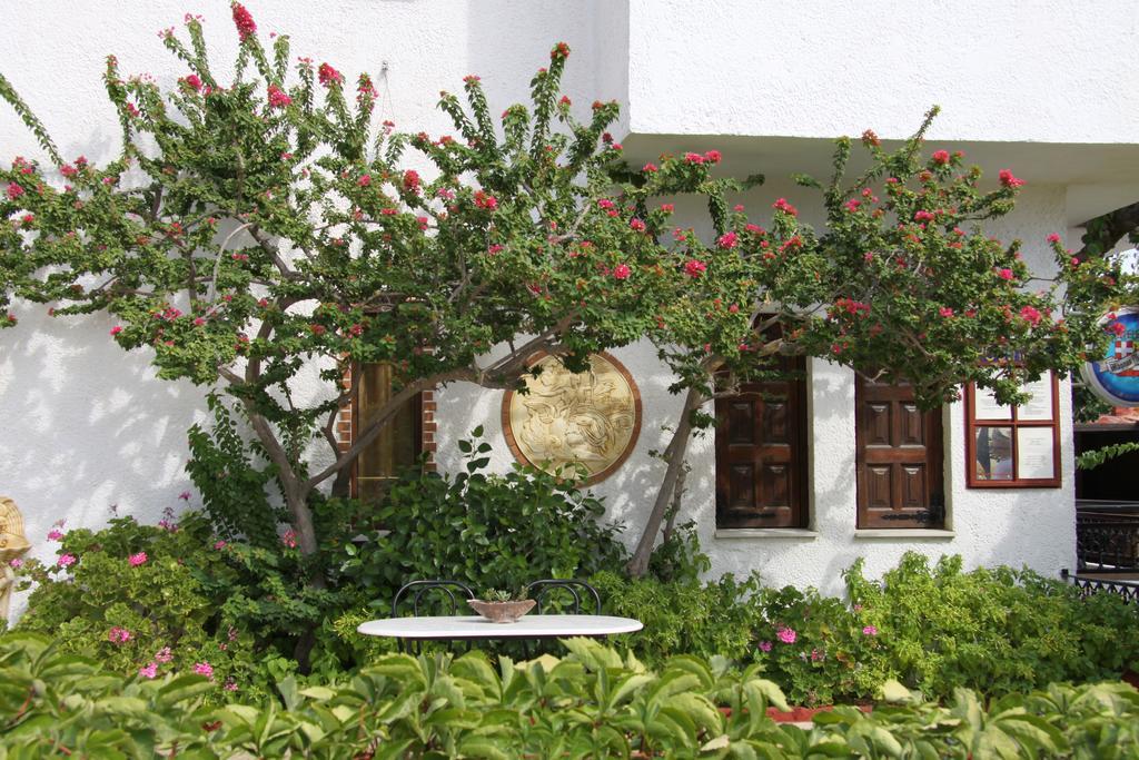 Hotel Mary Marathokampos Exterior photo